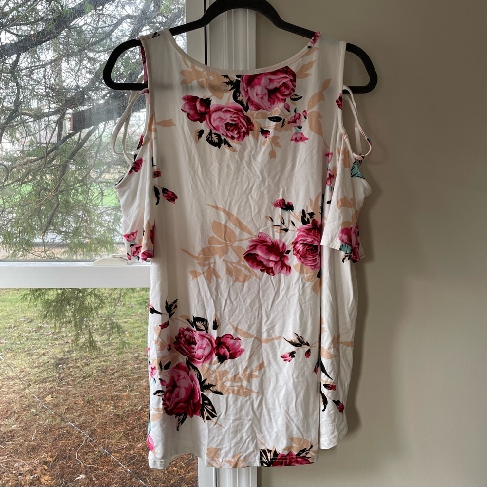 iGENJUN Women's Blouse - Picture 7 of 7